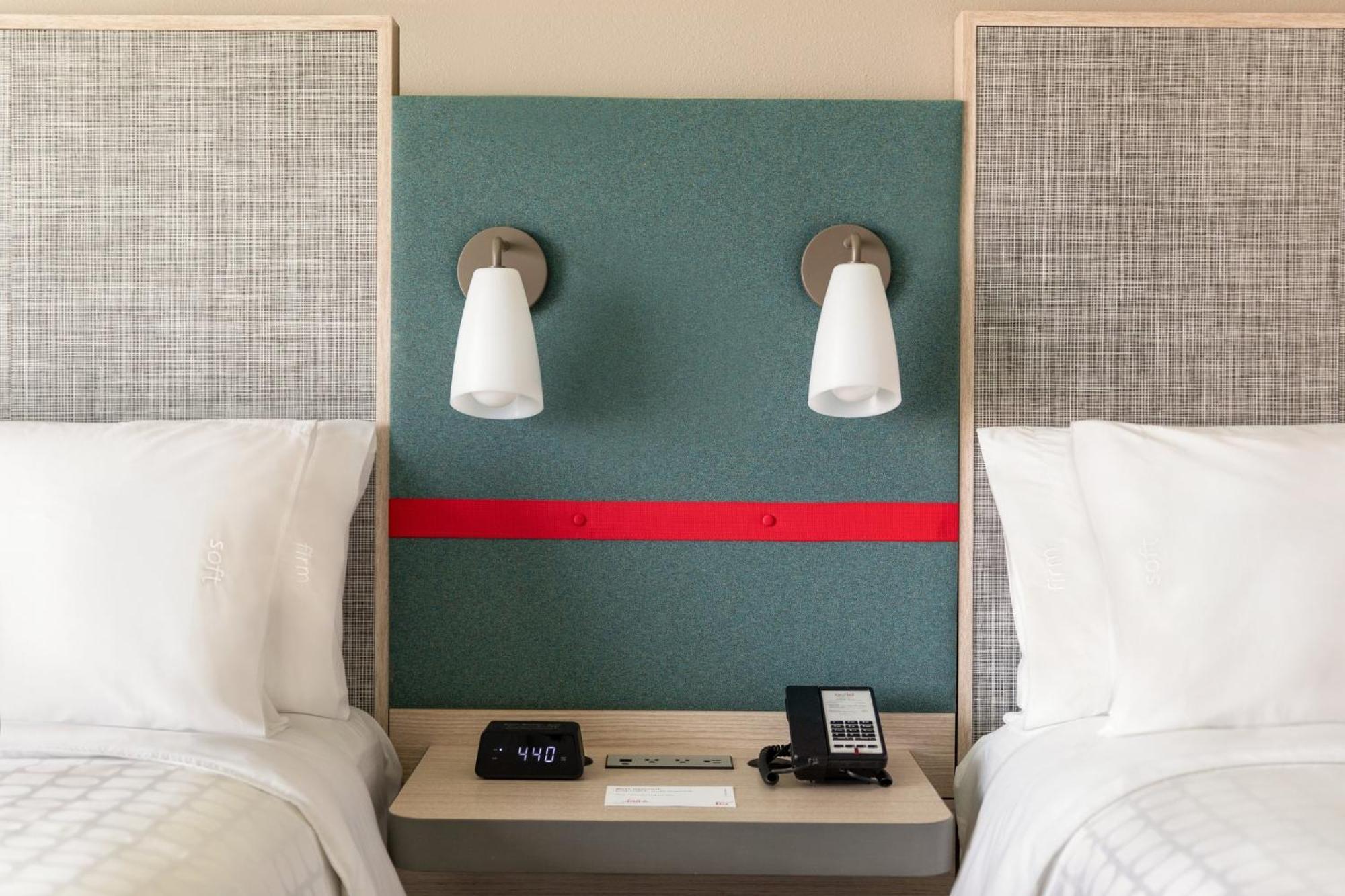 Avid Hotels - Denver Airport Area By Ihg Εξωτερικό φωτογραφία